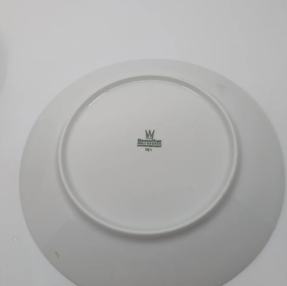 Lot of 6 vintage Bareuther waldsassen Bavaria porcelain plates 7 3/4" - Picture 2 of 11